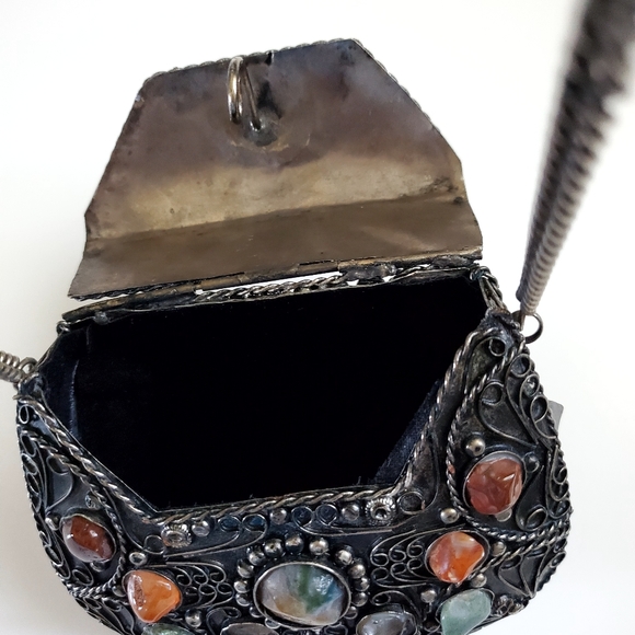 Silver and Green Clutch with Ornate Design - Picture 5 of 12